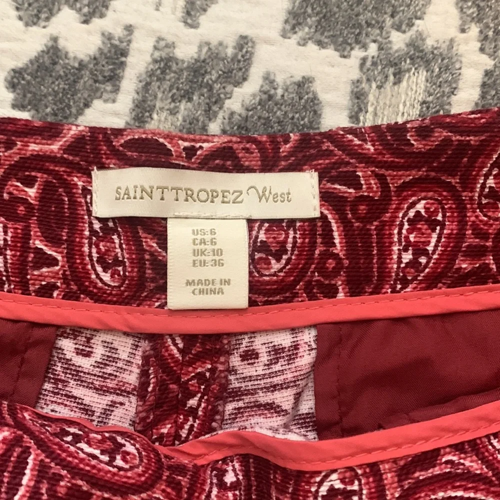 Ladies Sainttropez West Paisley red walking shorts - Picture 2 of 5